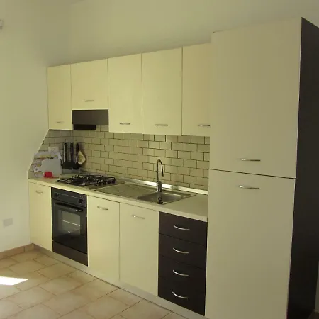Ferienhaus A 50 Mt Dal Mare A Posto Rosso