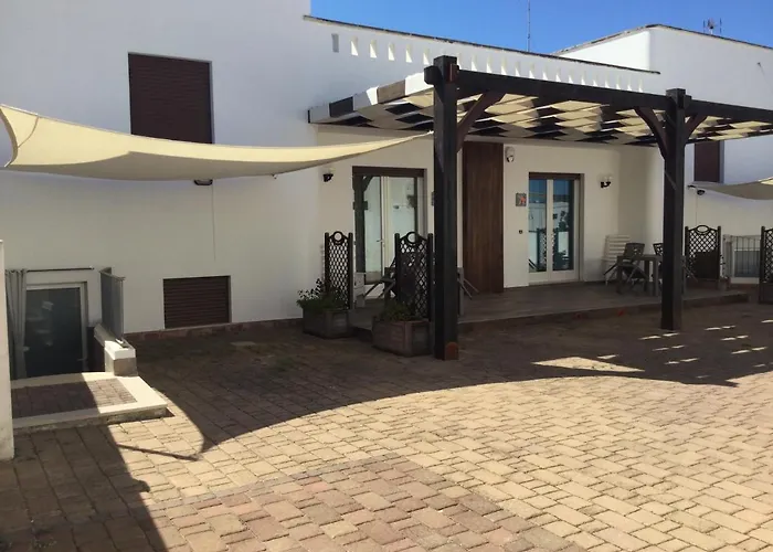 A 50 Mt Dal Mare A Posto Rosso Ferienhaus