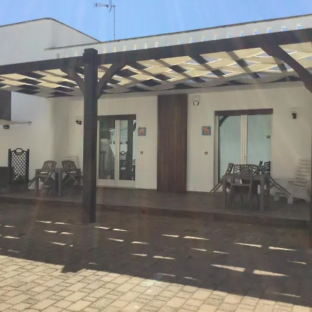 Casa vacanze A 50 Mt Dal Mare A Posto Rosso Alliste
