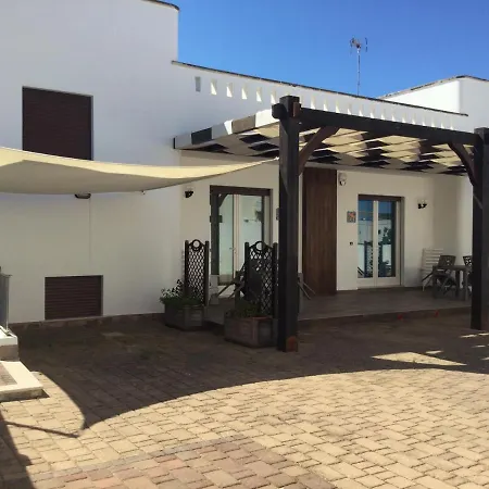 A 50 Mt Dal Mare A Posto Rosso Casa vacanze Alliste